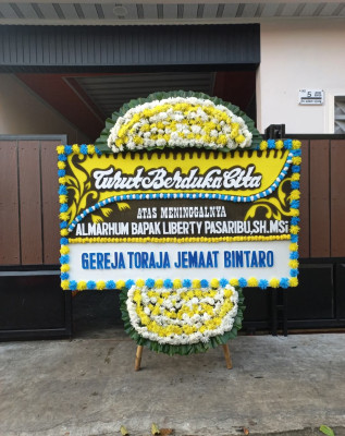 Papan Bunga Duka di Cimangkok
