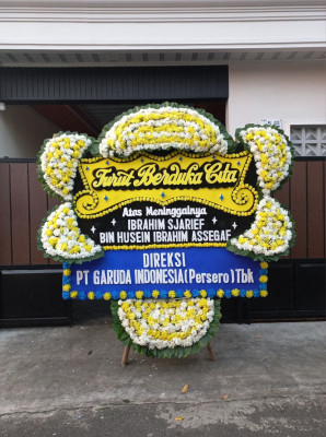 Papan Bunga Duka di Cimangkok